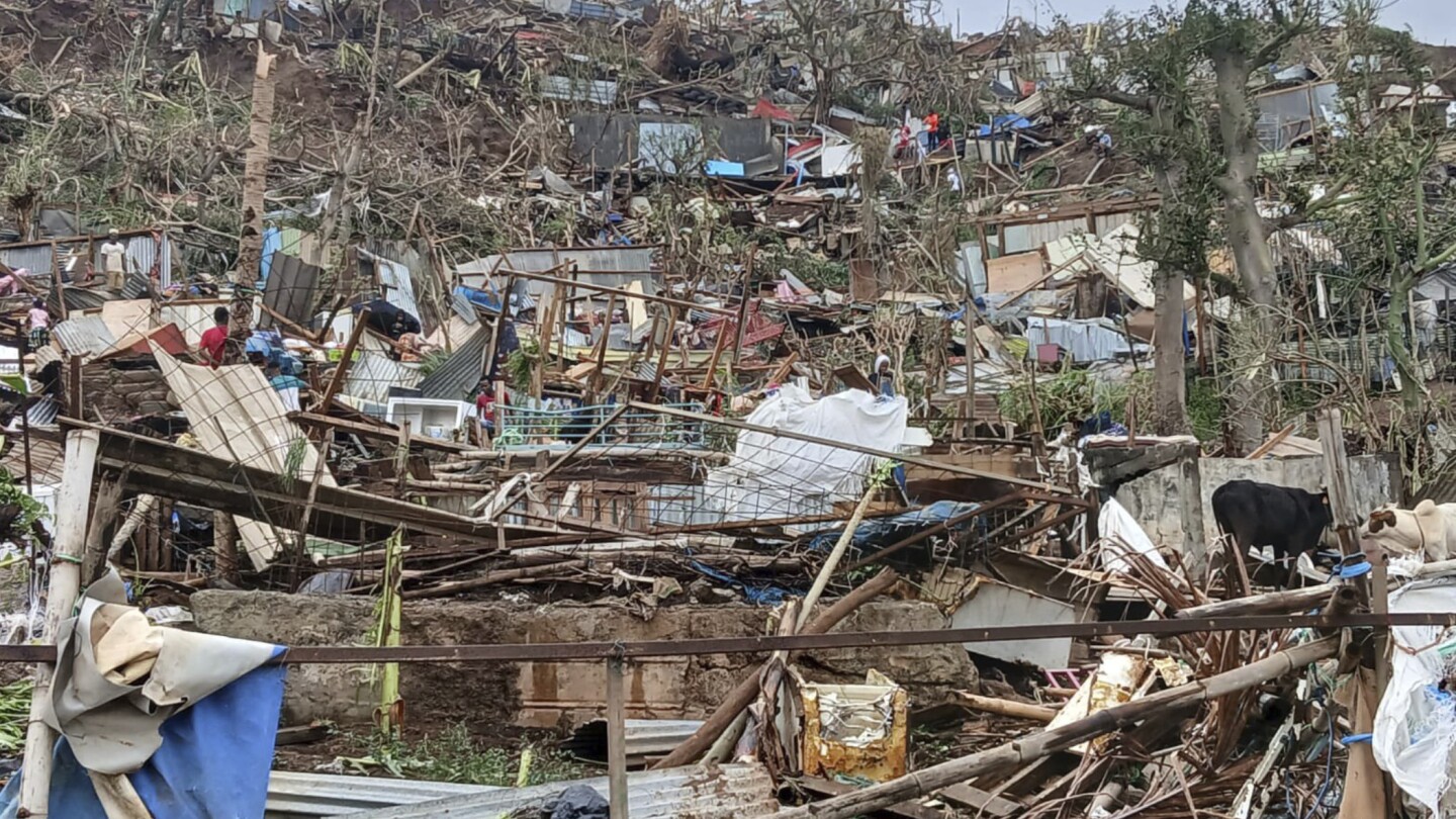 cyclone-chido-mayotte-devastation