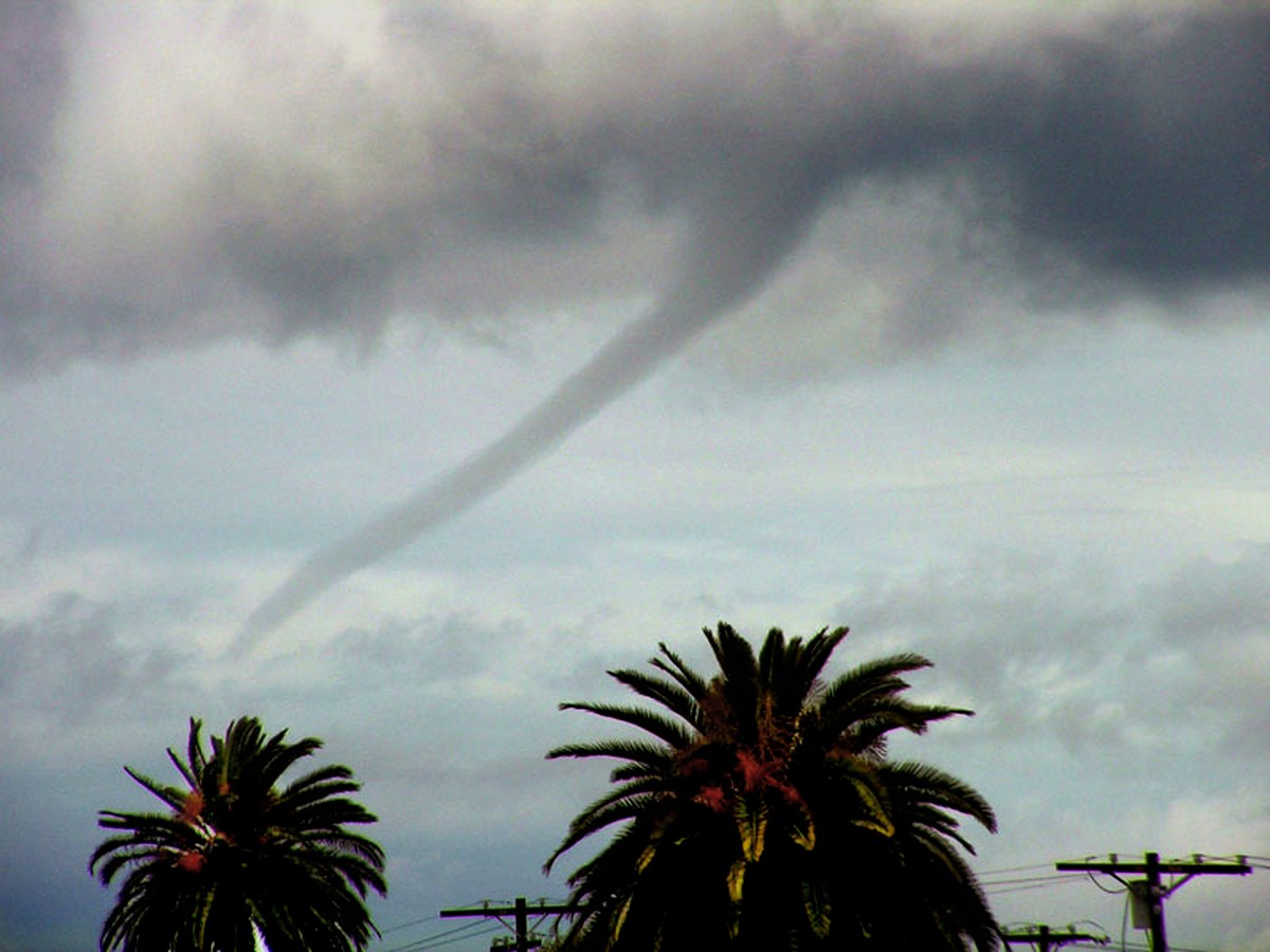 tornado-california-emergency